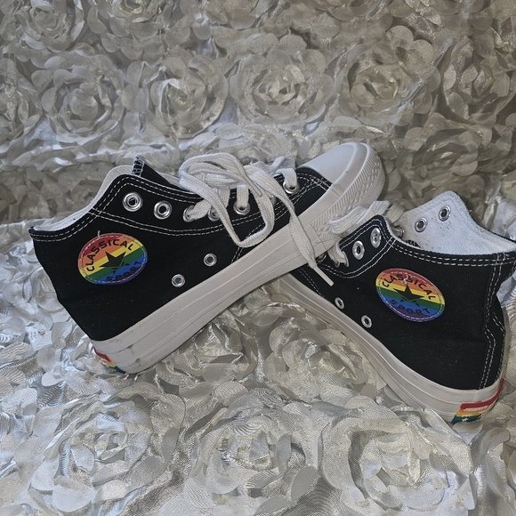 Rainbow Canvas Converse Style High Top | Rainbow Sole Size 4=36 - Picture 7 of 13